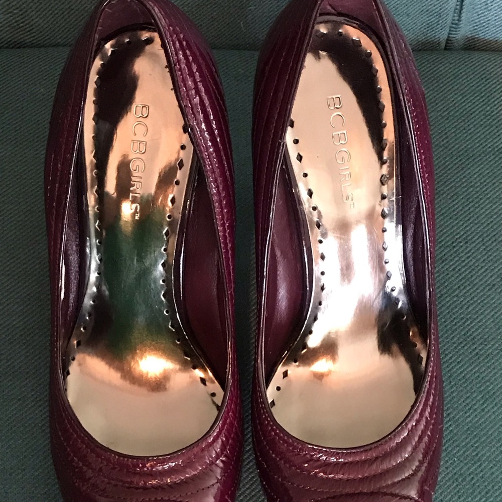BCBG Plum Pumps - Picture 6 of 6